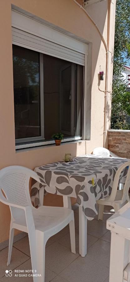 Polis΄ House Apartment Nea Nea Vrasna Exterior photo